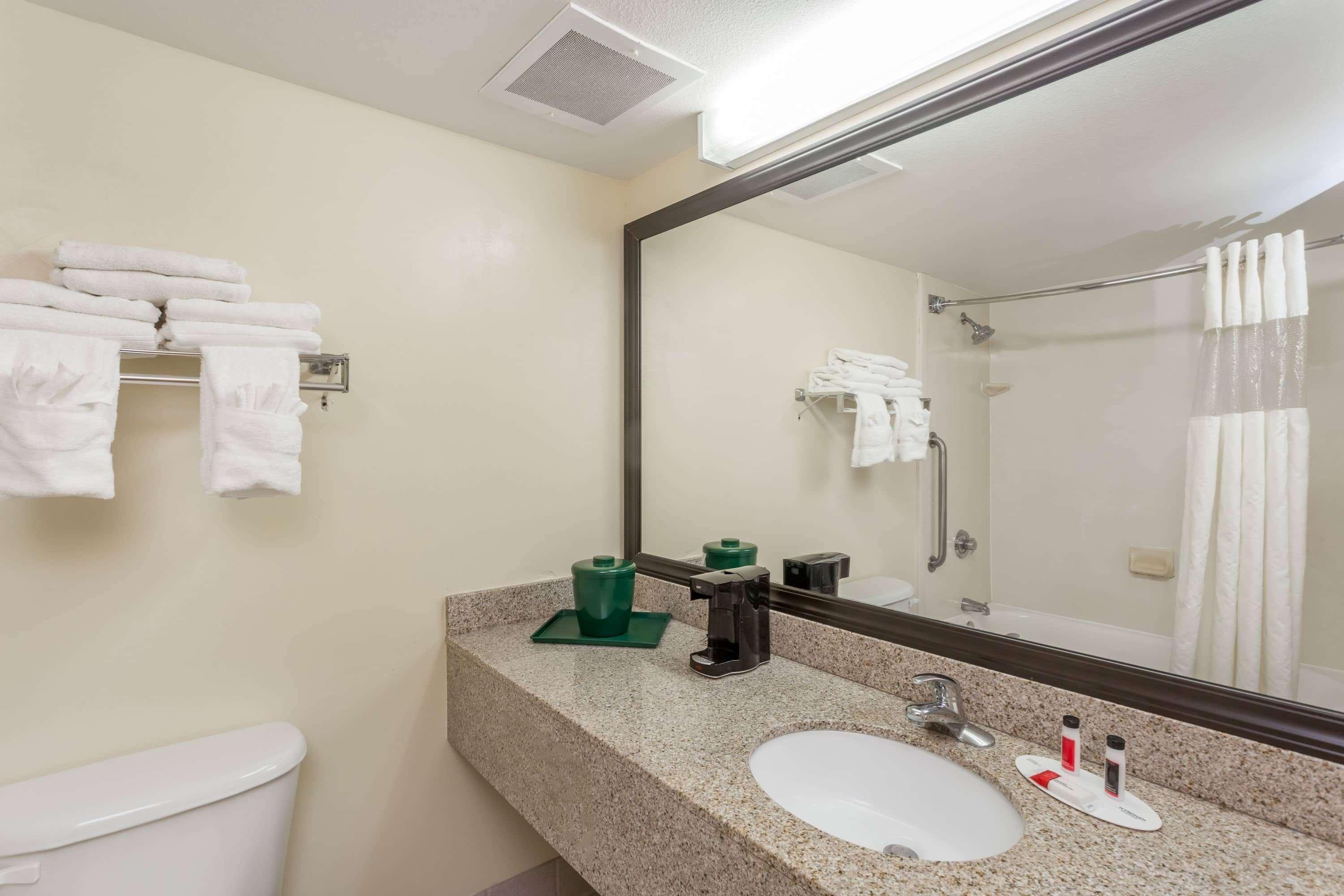 Baymont By Wyndham Fort Myers Airport Εξωτερικό φωτογραφία