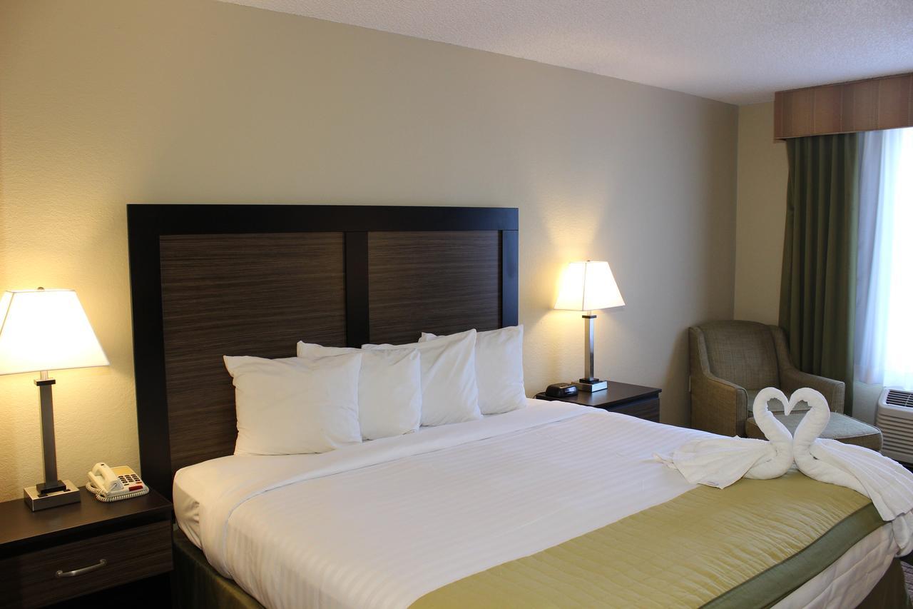 Baymont By Wyndham Fort Myers Airport Εξωτερικό φωτογραφία